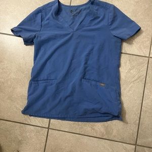 Figs scrub top light blue size S